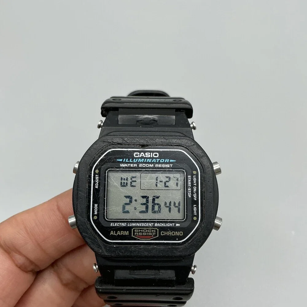 Casio G-Shock DW-5600E Mens Watch 39mm Digital Black Broke Backlight New Battery